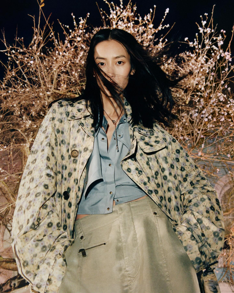 Burberry London in Love 2025 Campaign advertisement for Spring/Summer 2025