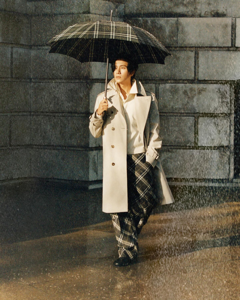 Burberry London in Love 2025 Campaign advertisement for Spring/Summer 2025