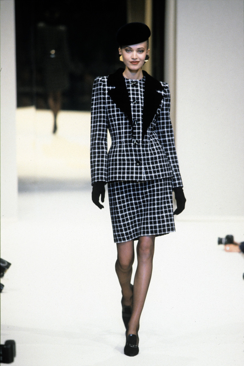 Givenchy fashion show for Autumn/Winter 1995