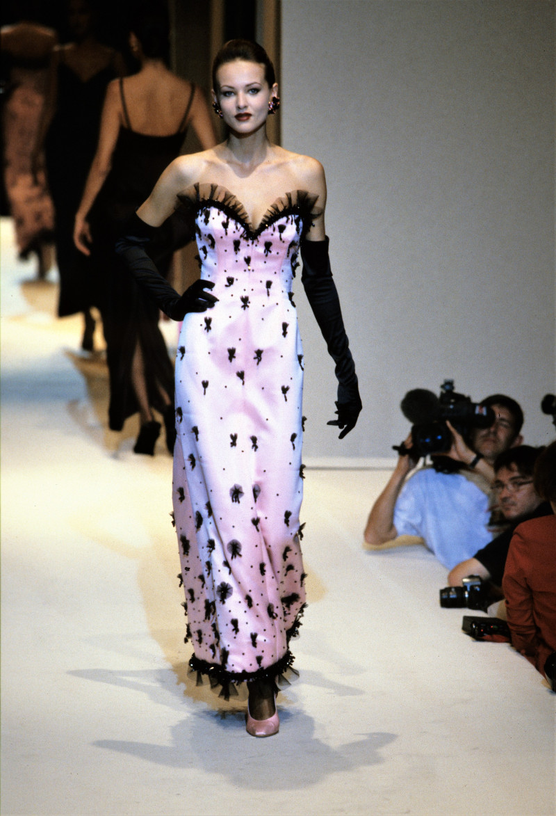 Givenchy fashion show for Autumn/Winter 1995