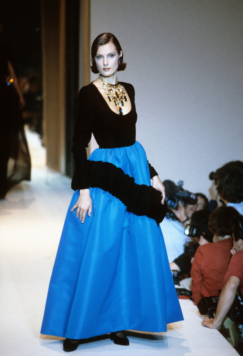 Givenchy fashion show for Autumn/Winter 1995
