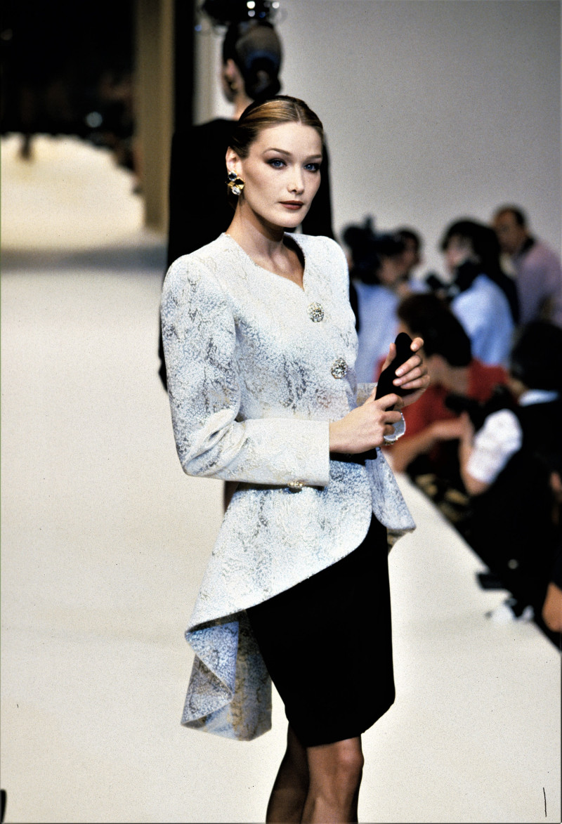 Givenchy fashion show for Autumn/Winter 1995