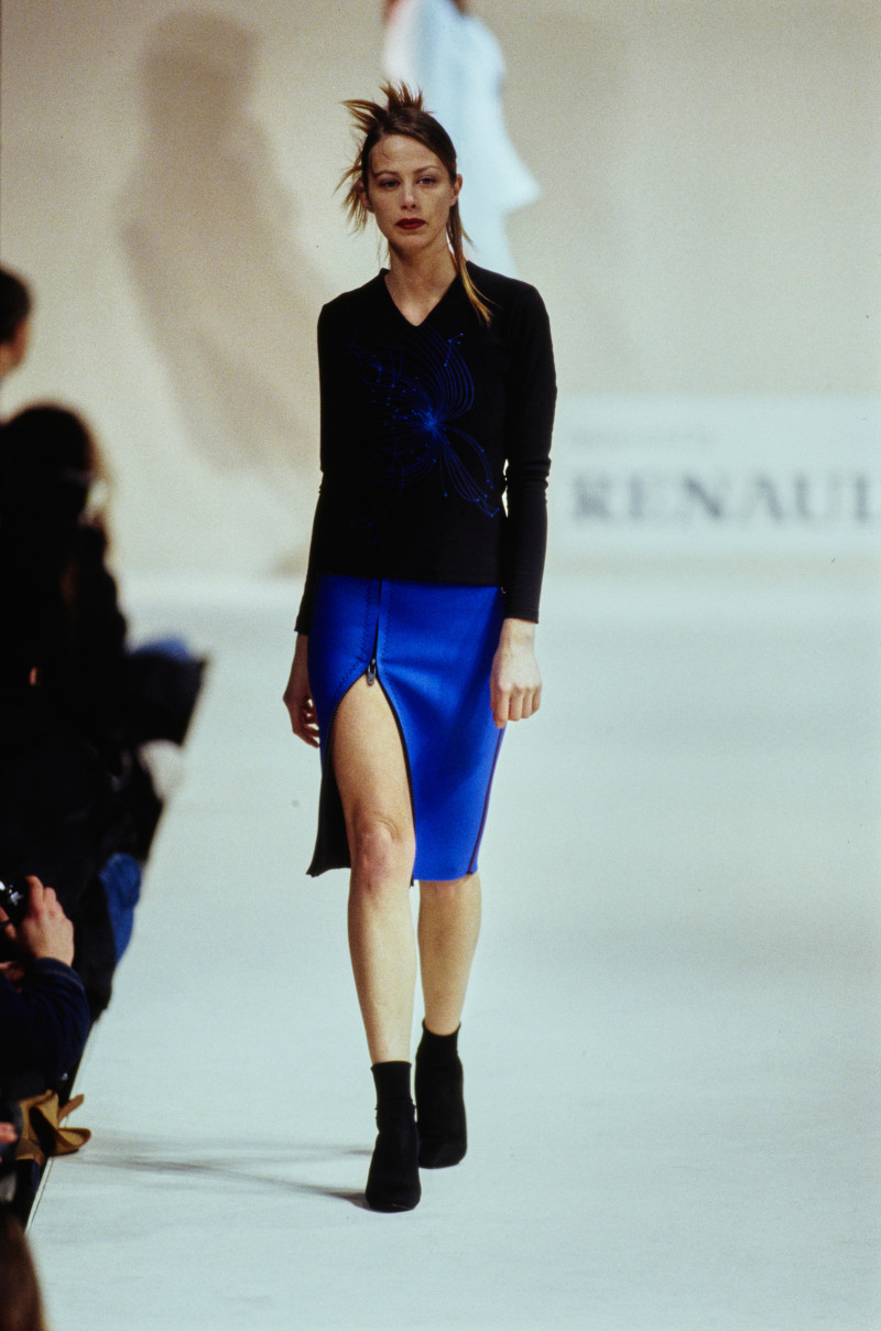 Hussein Chalayan fashion show for Autumn/Winter 1995