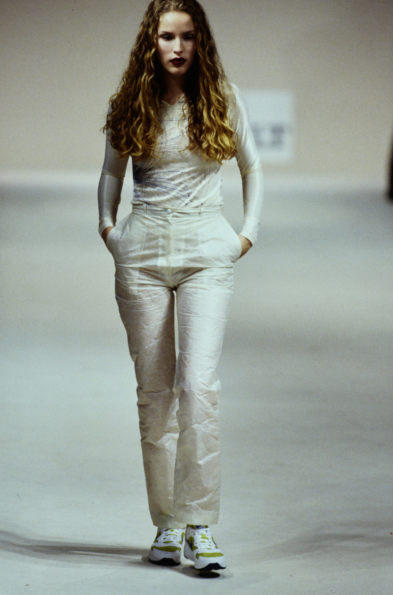 Hussein Chalayan fashion show for Autumn/Winter 1995