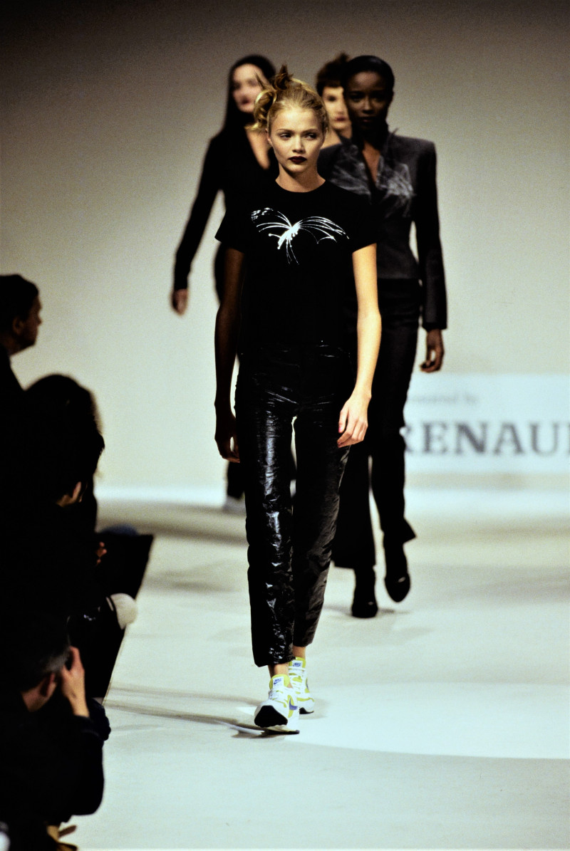 Hussein Chalayan fashion show for Autumn/Winter 1995