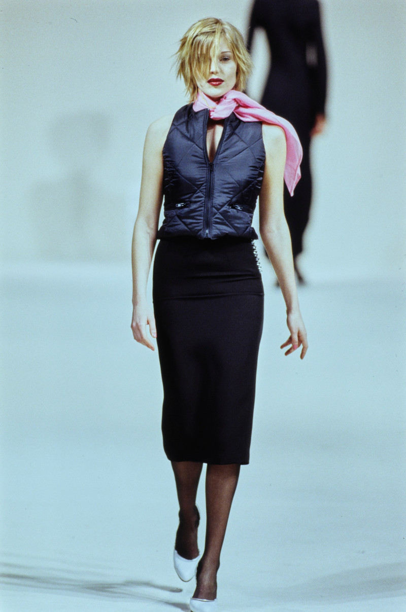 Hussein Chalayan fashion show for Autumn/Winter 1995