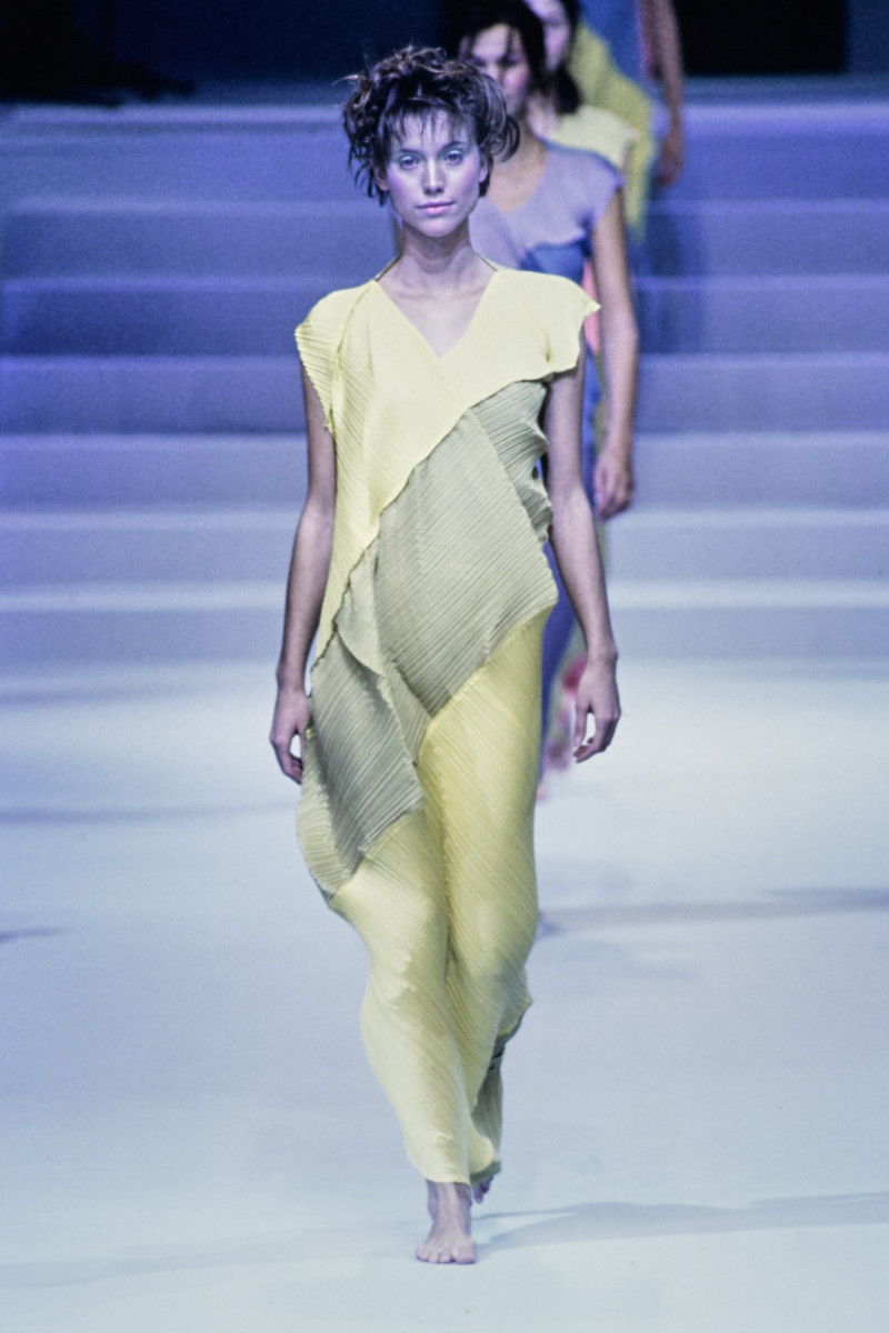 Issey Miyake fashion show for Spring/Summer 1995