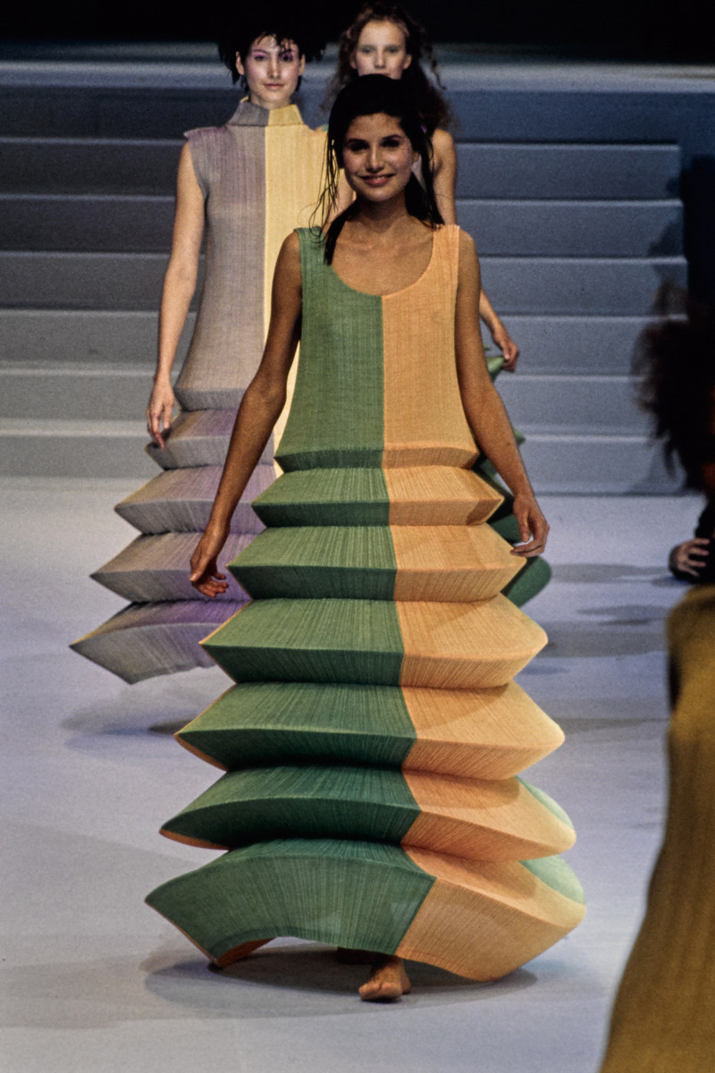 Issey Miyake fashion show for Spring/Summer 1995