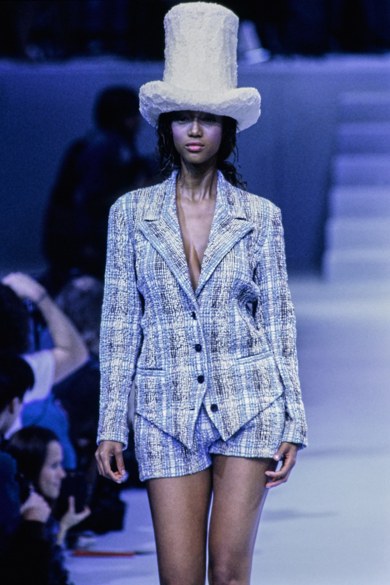 Issey Miyake fashion show for Spring/Summer 1995