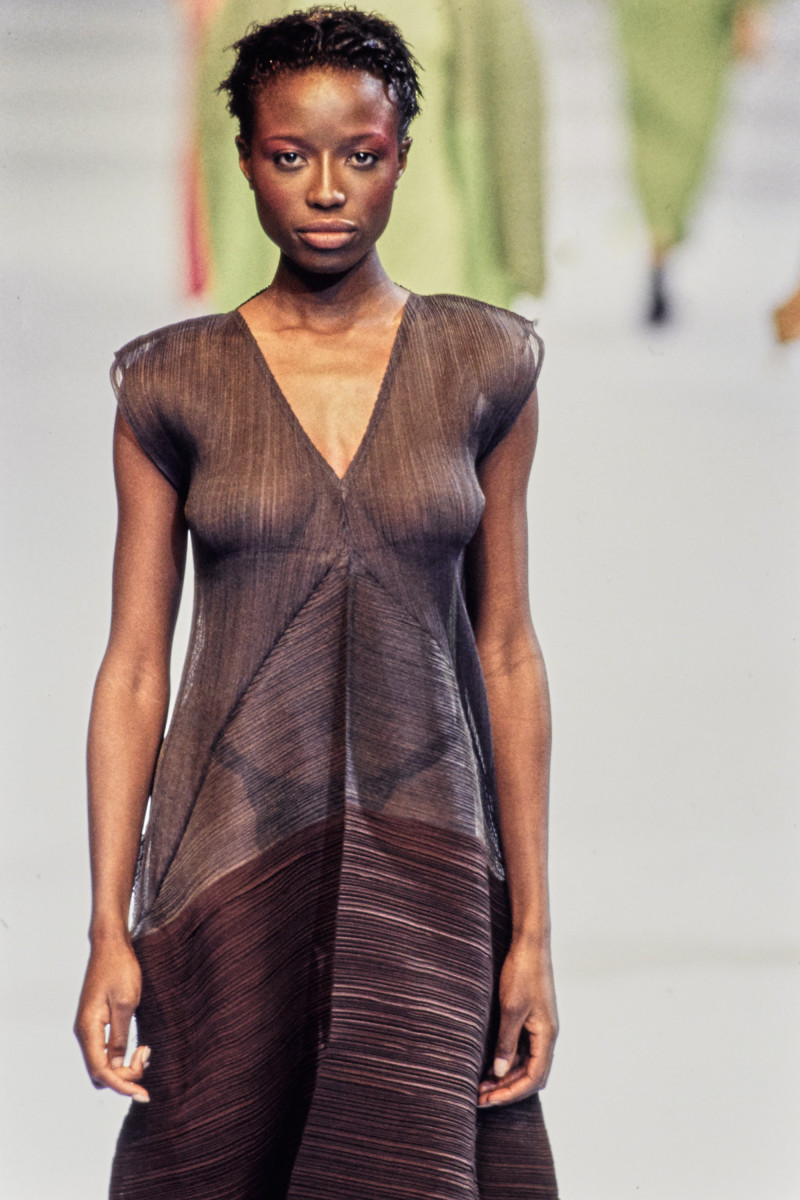 Issey Miyake fashion show for Spring/Summer 1995