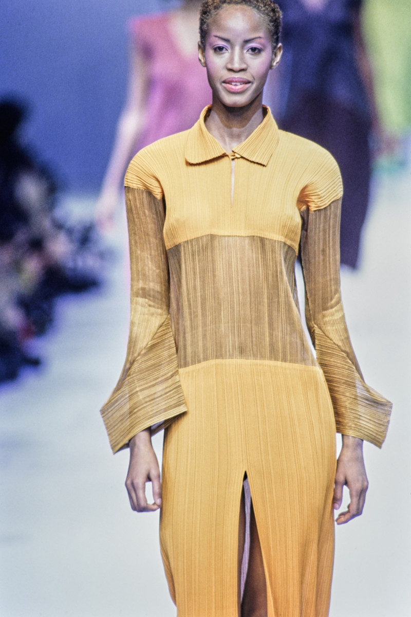 Issey Miyake fashion show for Spring/Summer 1995