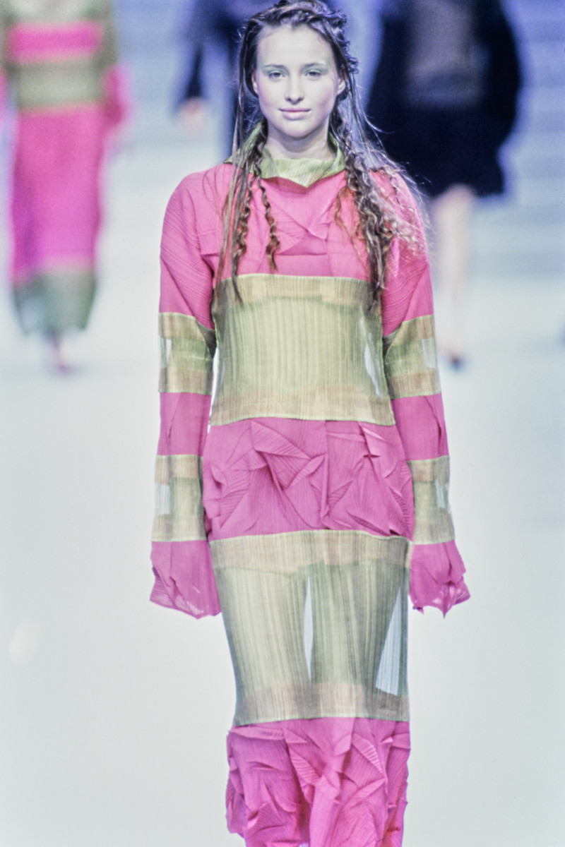 Issey Miyake fashion show for Spring/Summer 1995