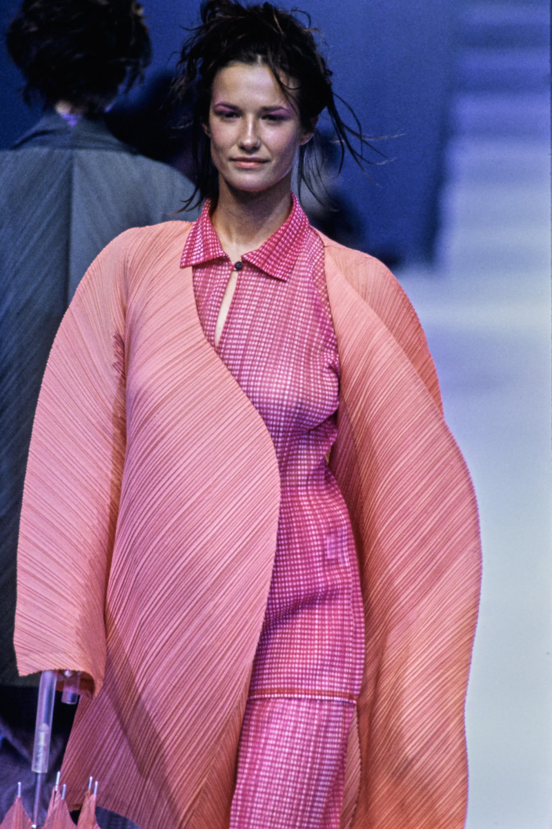Issey Miyake fashion show for Spring/Summer 1995