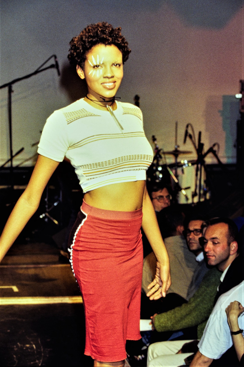 Xuly Bët fashion show for Spring/Summer 1995