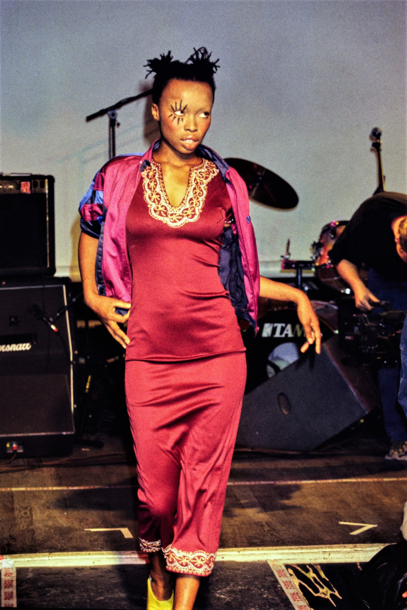 Xuly Bët fashion show for Spring/Summer 1995