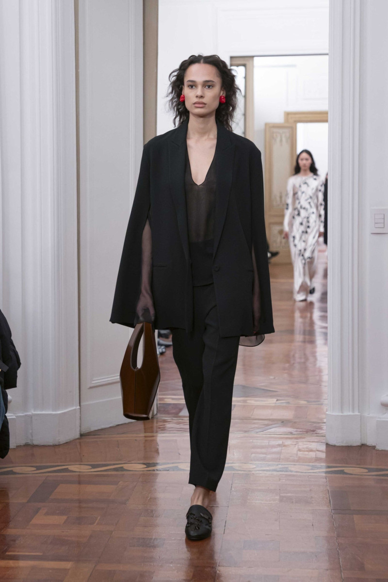 Alberta Ferretti fashion show for Autumn/Winter 2025