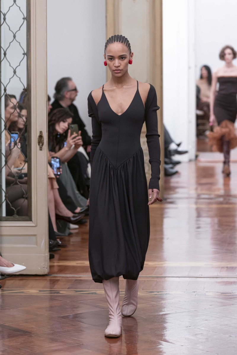Alberta Ferretti fashion show for Autumn/Winter 2025