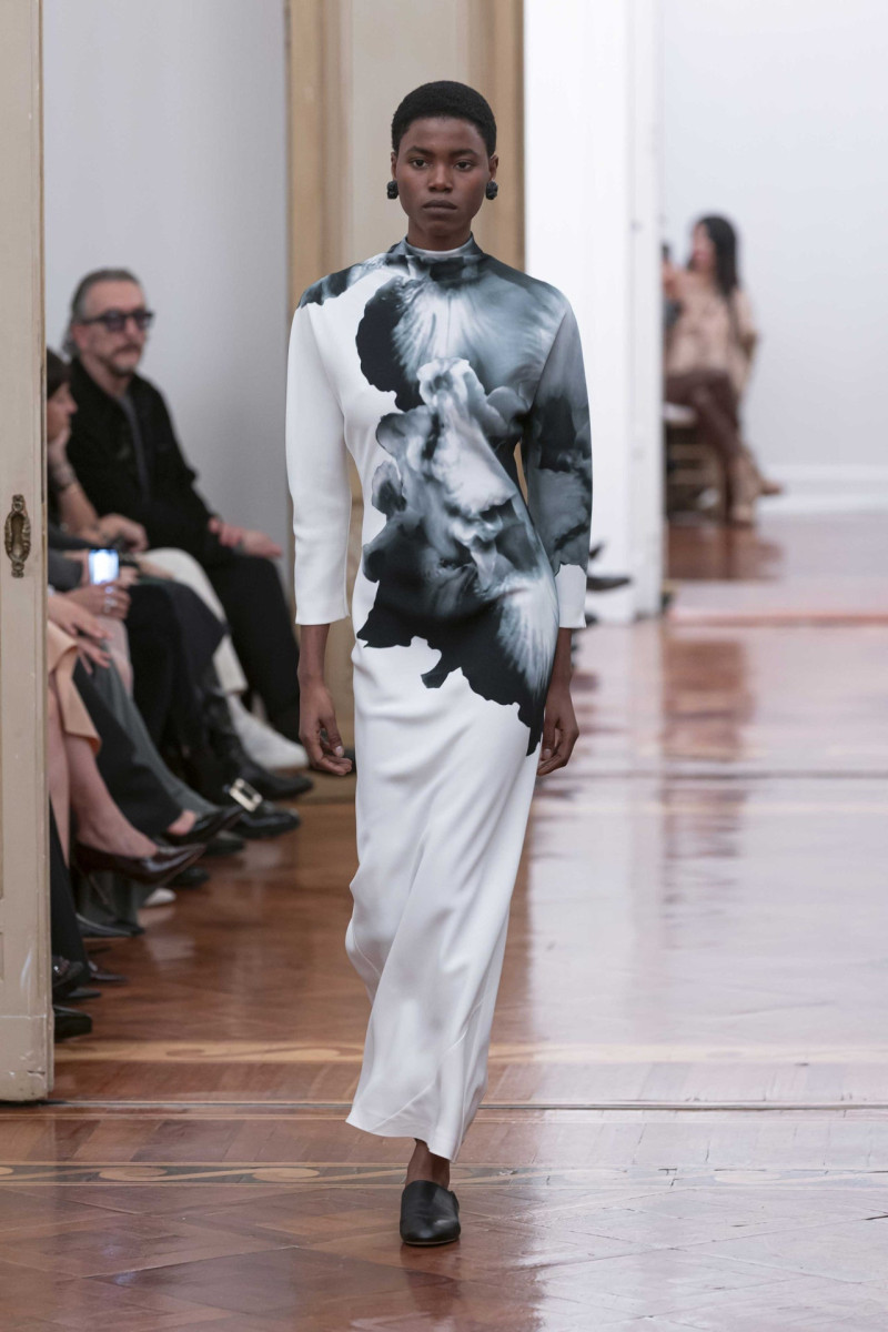 Alberta Ferretti fashion show for Autumn/Winter 2025