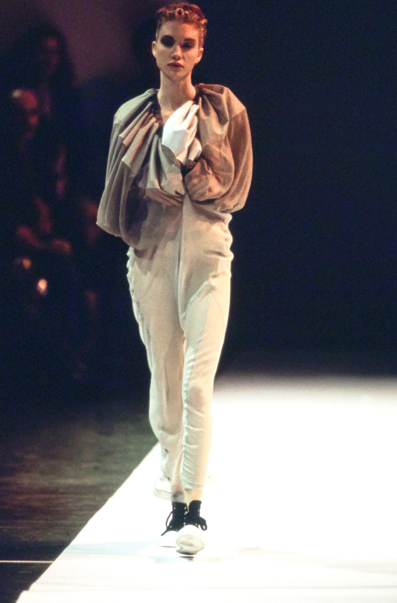Comme Des Garcons fashion show for Spring/Summer 1994