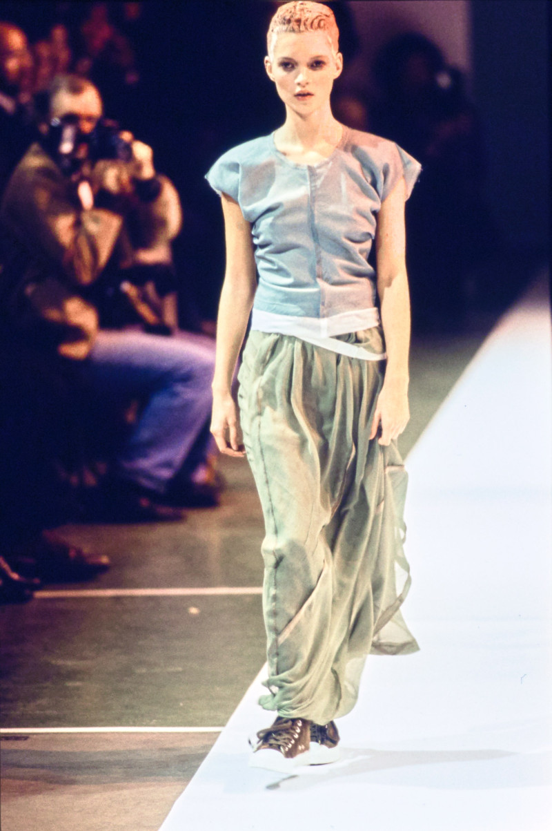 Comme des Garçons fashion show for Spring/Summer 1994
