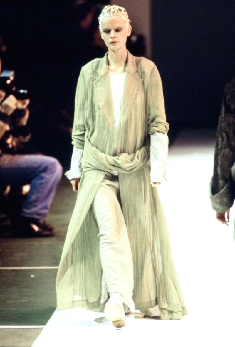 Comme Des Garcons fashion show for Spring/Summer 1994