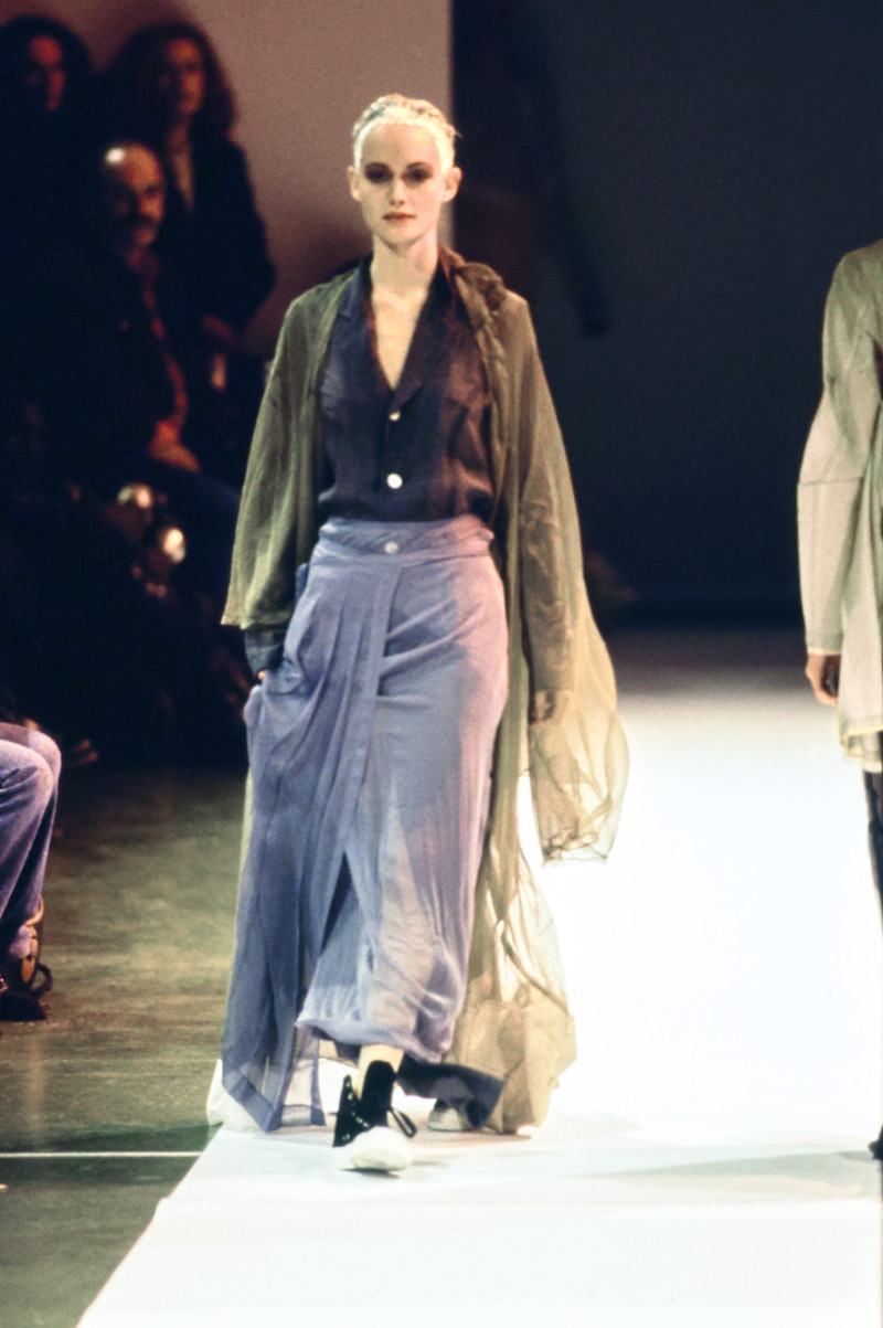 Comme Des Garcons fashion show for Spring/Summer 1994