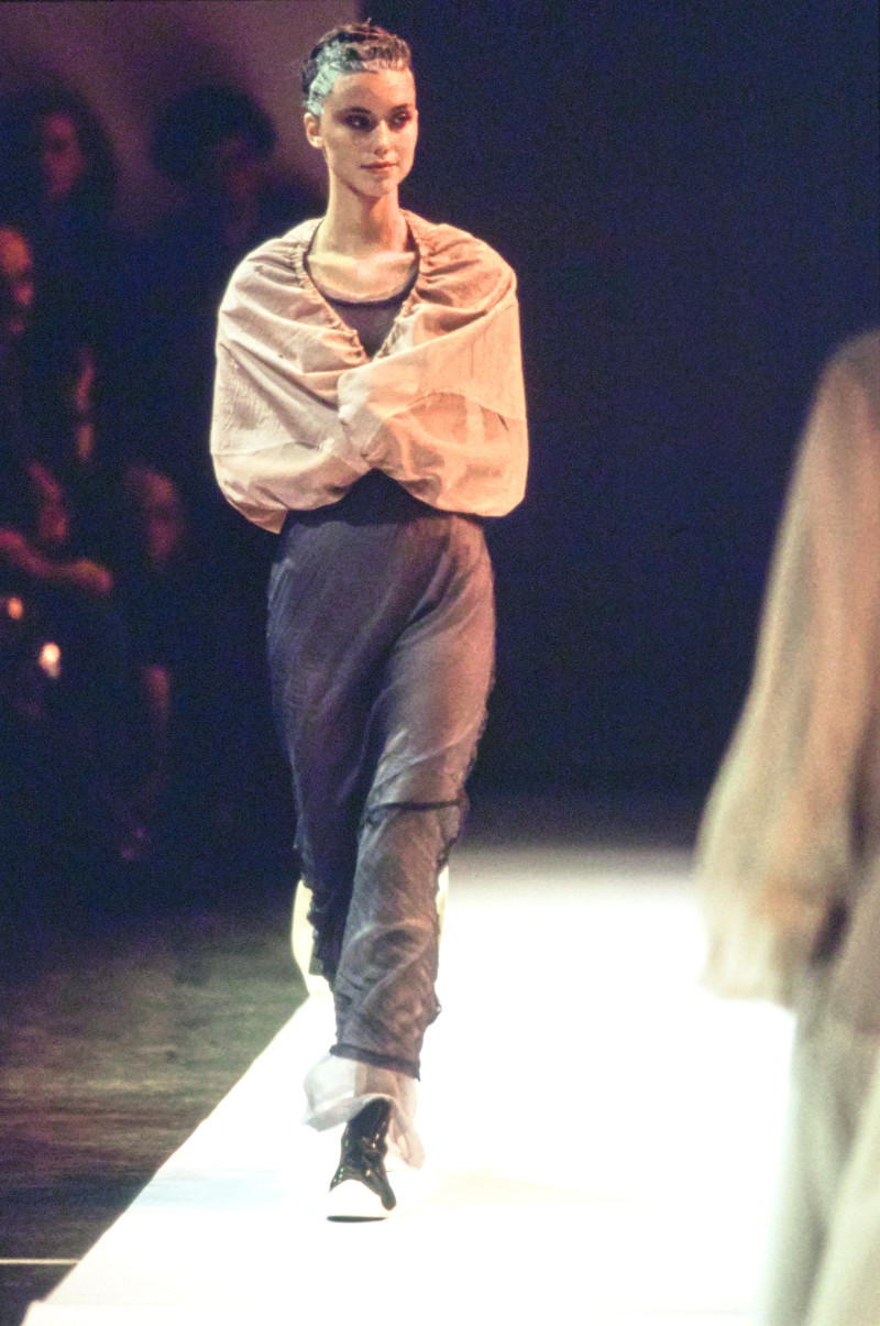 Comme Des Garcons fashion show for Spring/Summer 1994