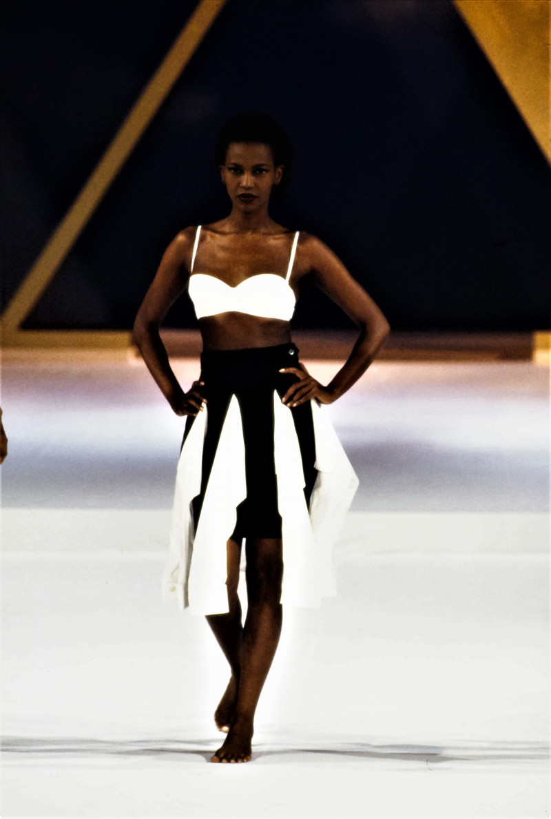 Moschino fashion show for Spring/Summer 1994