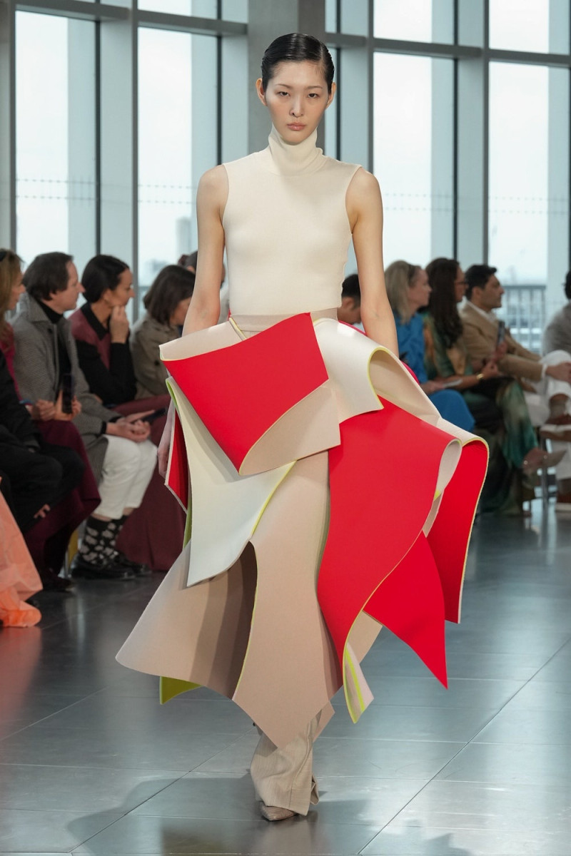 Roksanda Ilincic fashion show for Autumn/Winter 2025