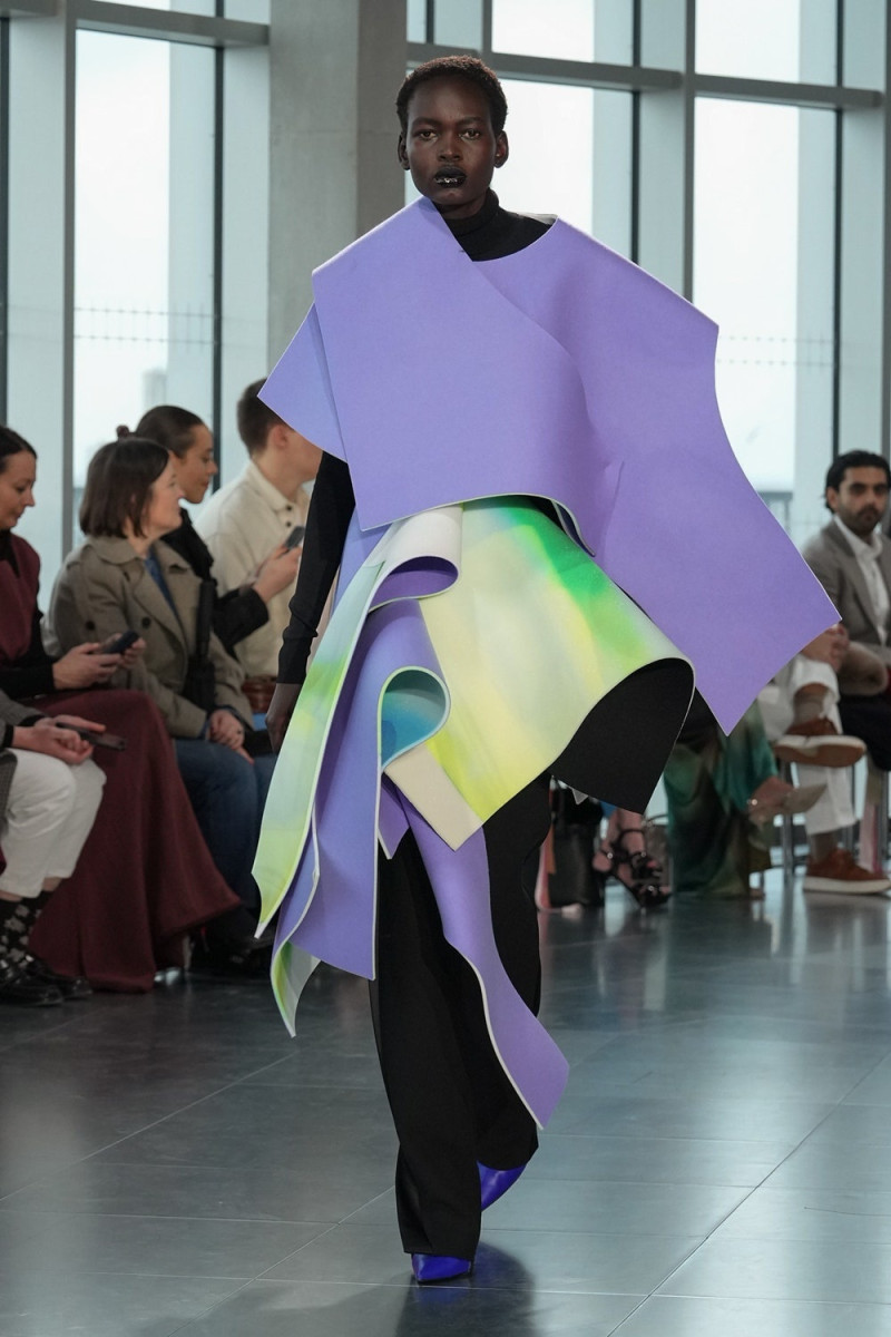 Roksanda Ilincic fashion show for Autumn/Winter 2025