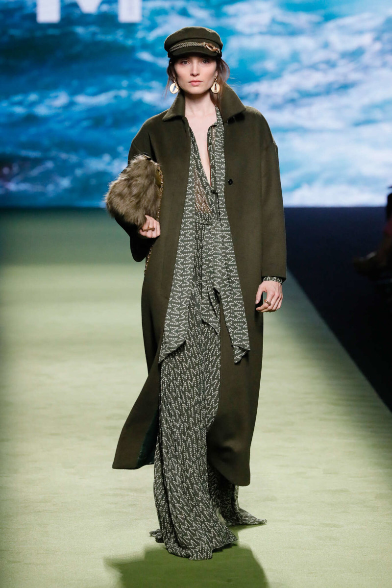 Lola Casademunt fashion show for Autumn/Winter 2025