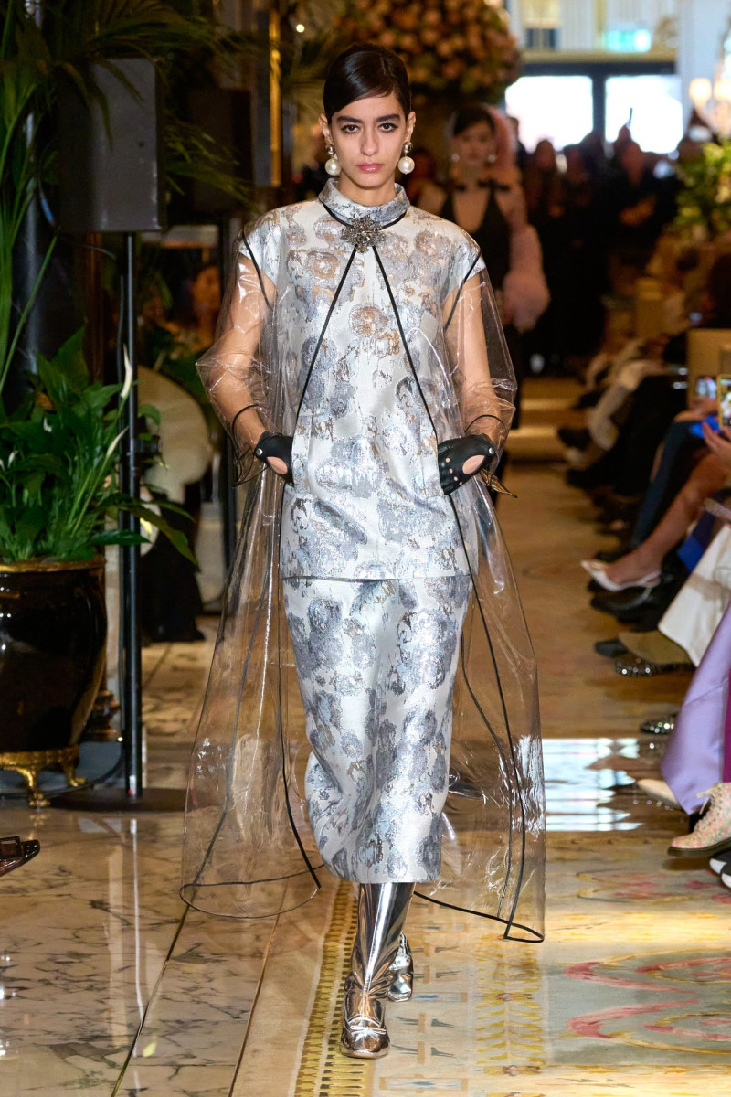 Huishan Zhang fashion show for Autumn/Winter 2025