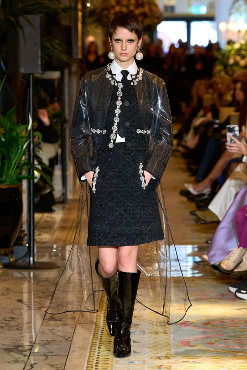 Huishan Zhang fashion show for Autumn/Winter 2025