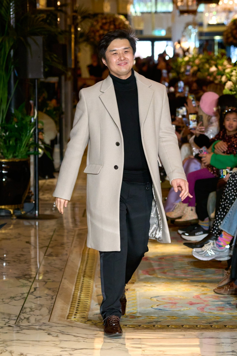 Huishan Zhang fashion show for Autumn/Winter 2025