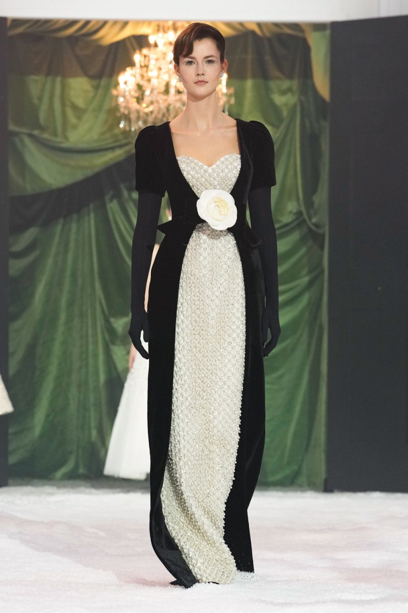 Richard Quinn fashion show for Autumn/Winter 2025