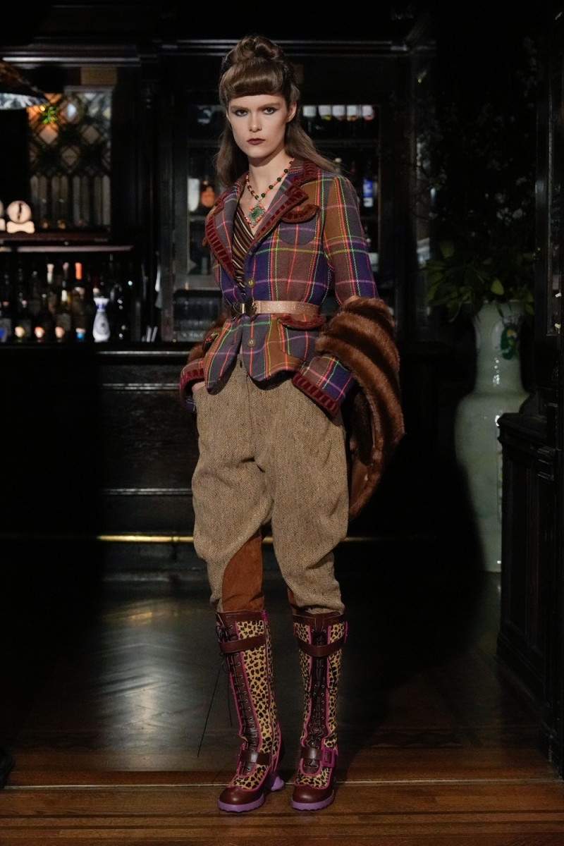 Anna Sui fashion show for Autumn/Winter 2025