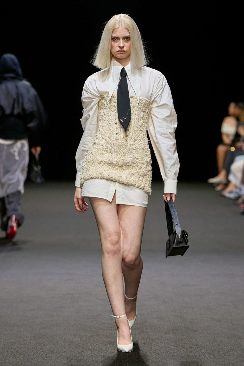 Weinsanto fashion show for Autumn/Winter 2025