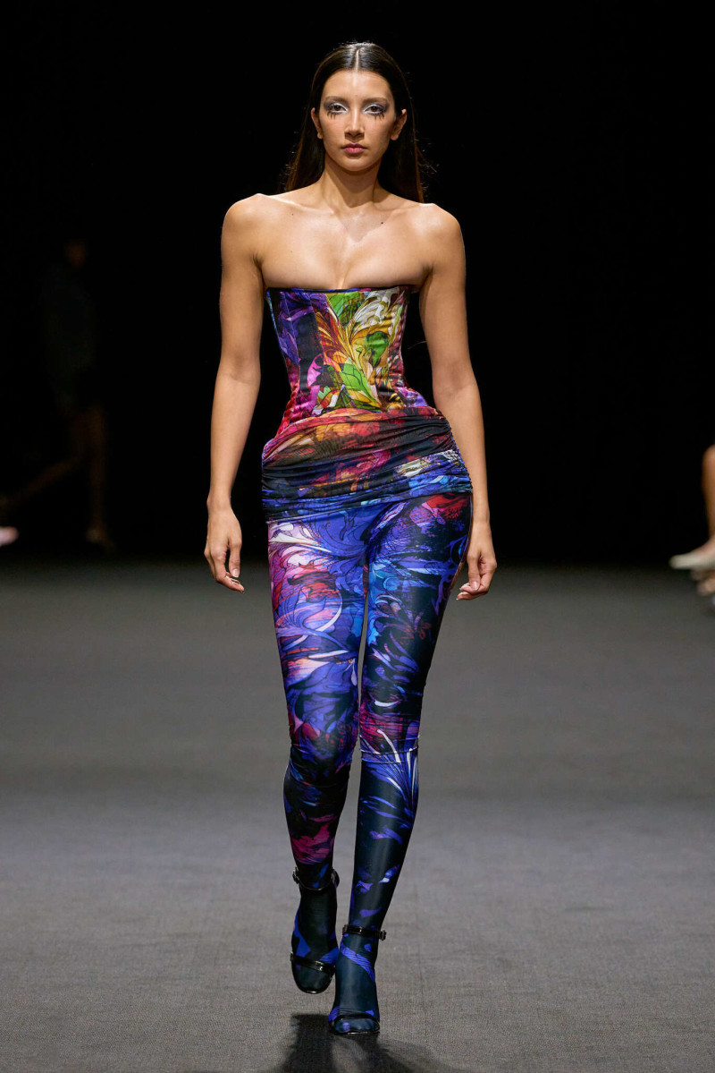 Weinsanto fashion show for Autumn/Winter 2025