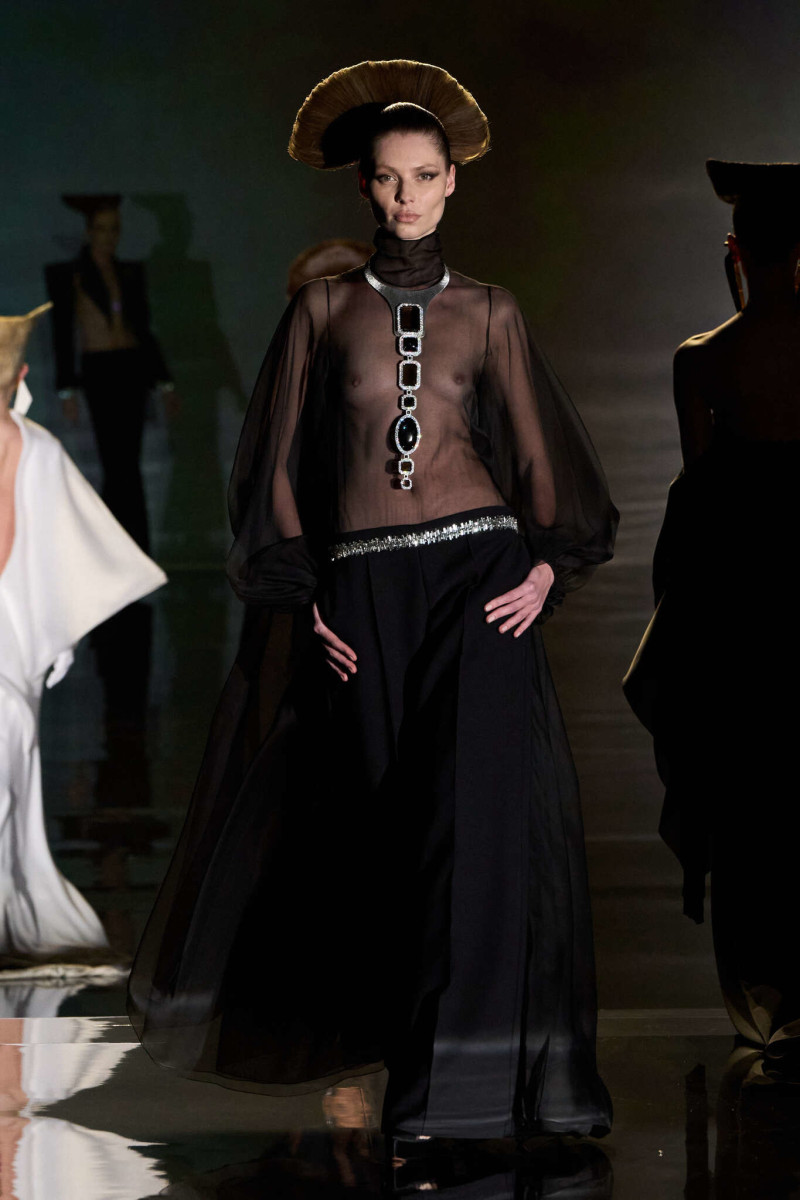 Stéphane Rolland fashion show for Spring/Summer 2025