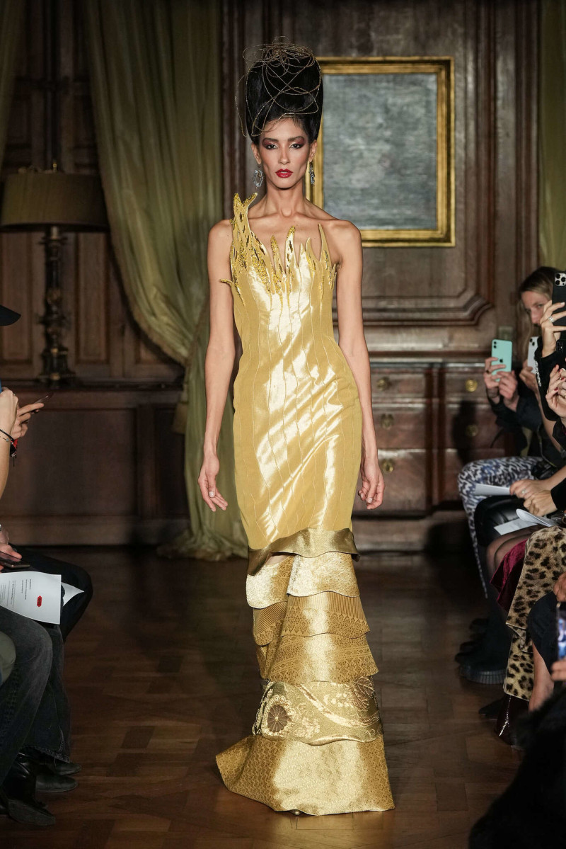 Ronald van der Kemp fashion show for Spring/Summer 2025