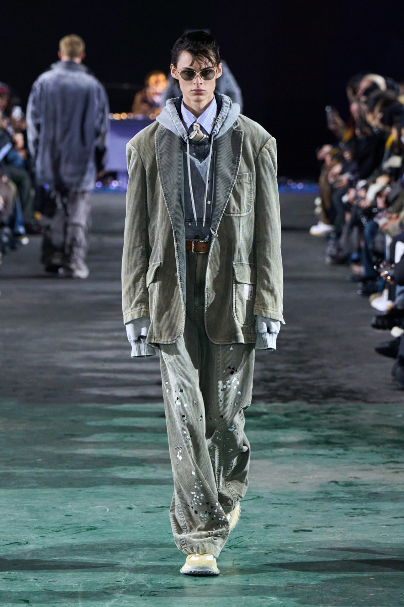 Mihara Yasuhiro fashion show for Autumn/Winter 2025