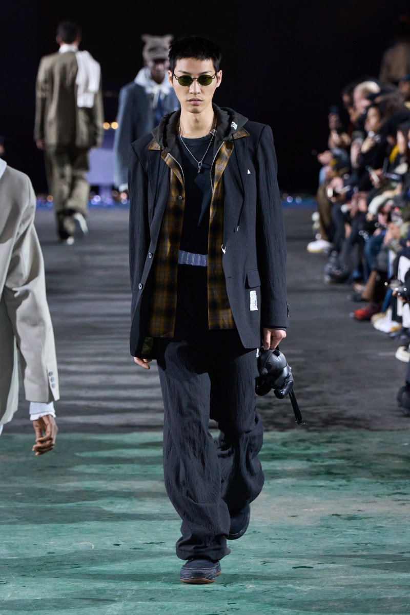 Mihara Yasuhiro fashion show for Autumn/Winter 2025