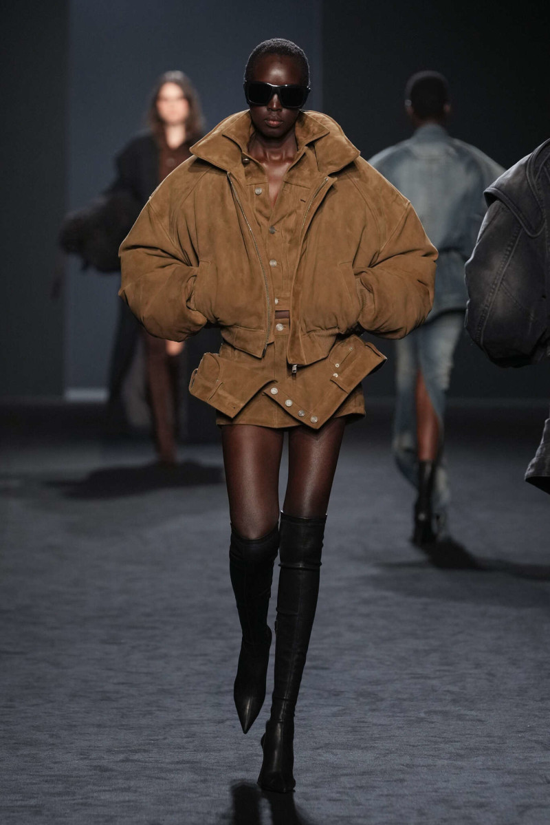 Juun J fashion show for Autumn/Winter 2025