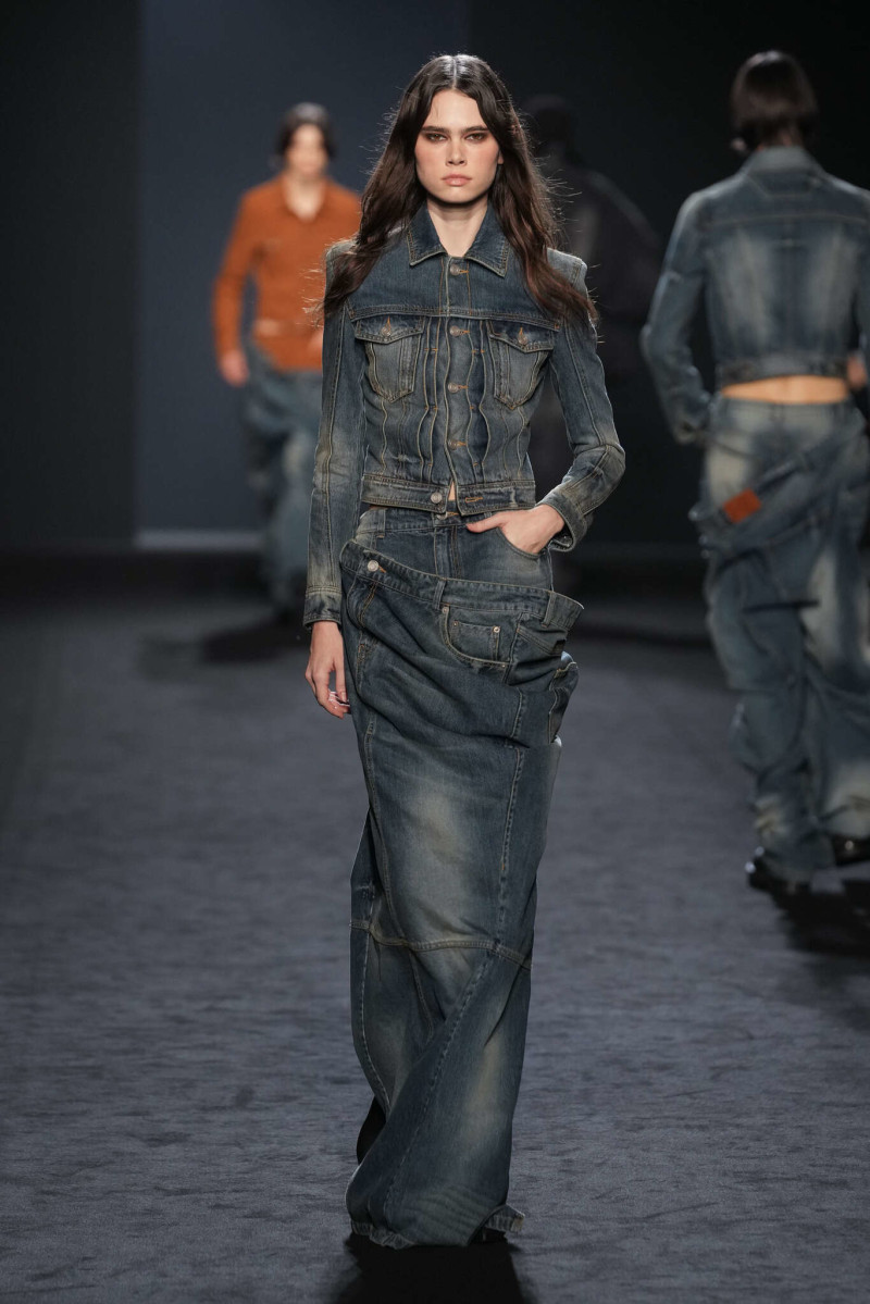 Juun J fashion show for Autumn/Winter 2025