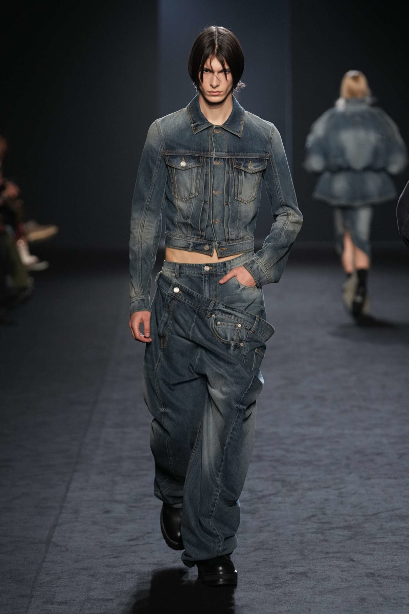 Juun J fashion show for Autumn/Winter 2025