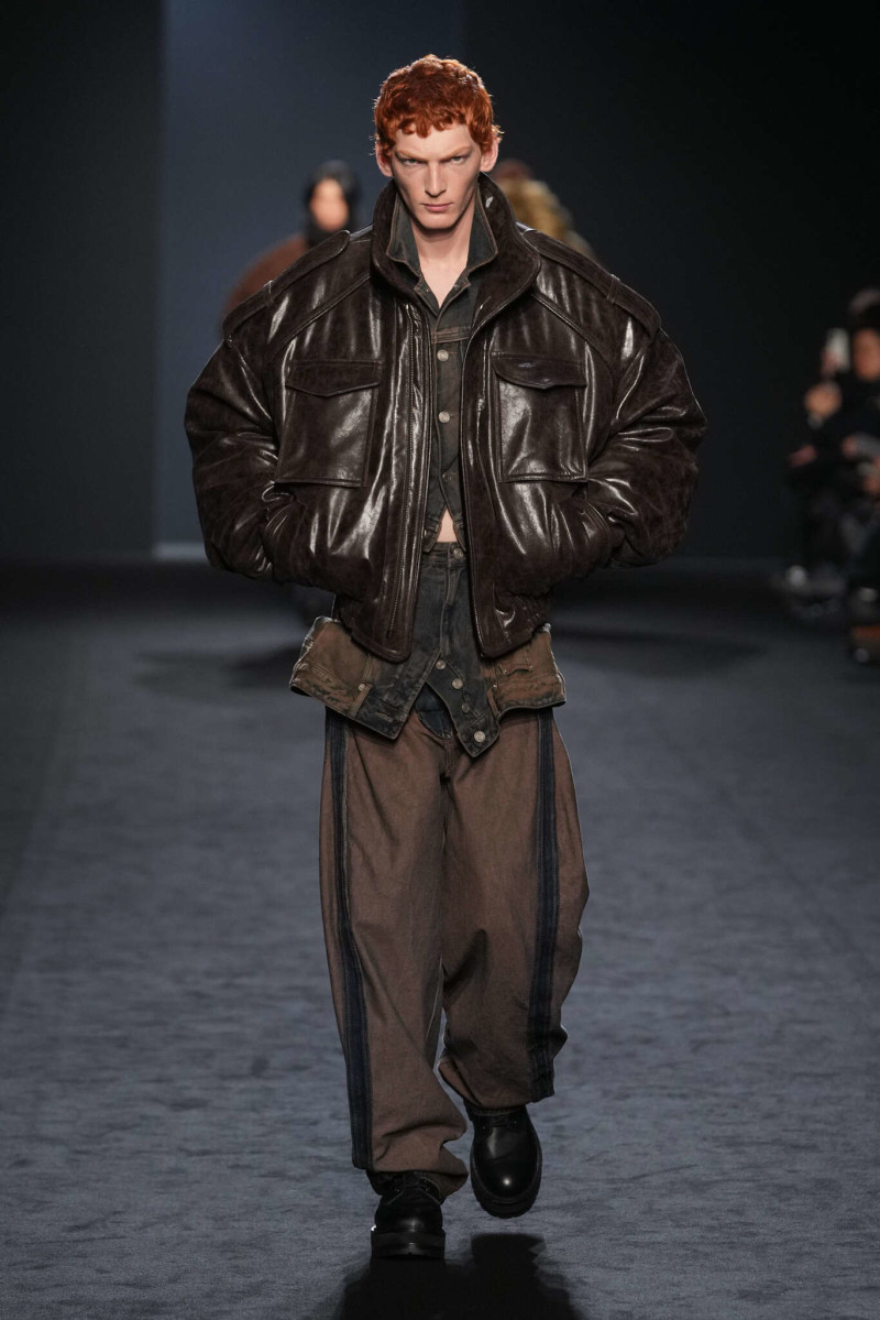 Juun J fashion show for Autumn/Winter 2025