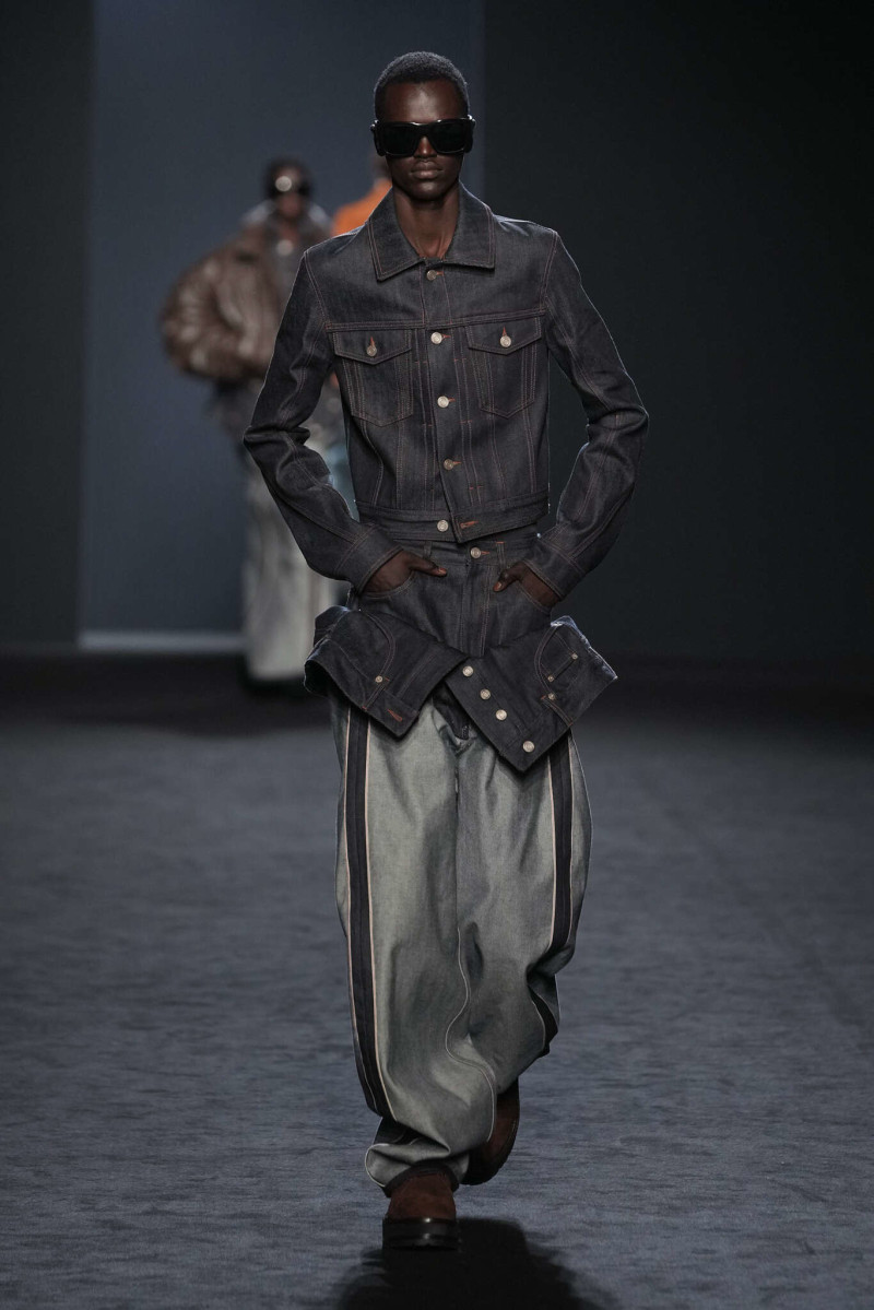 Juun J fashion show for Autumn/Winter 2025