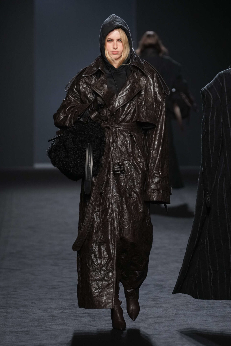Juun J fashion show for Autumn/Winter 2025