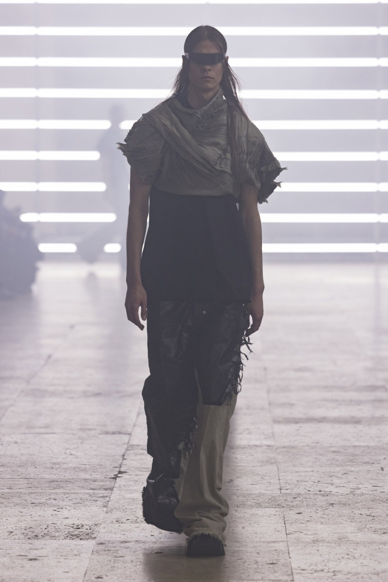 Rick Owens fashion show for Autumn/Winter 2025