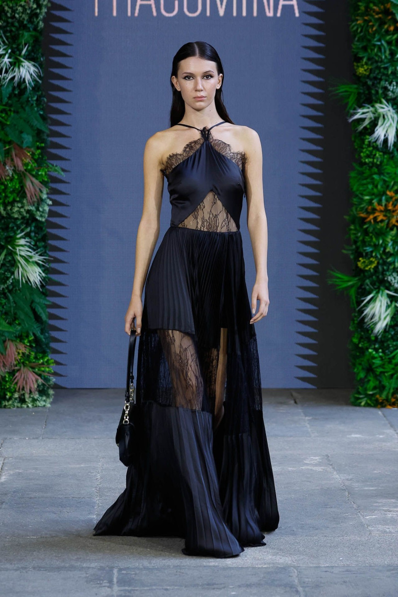 Fracomina fashion show for Spring/Summer 2025